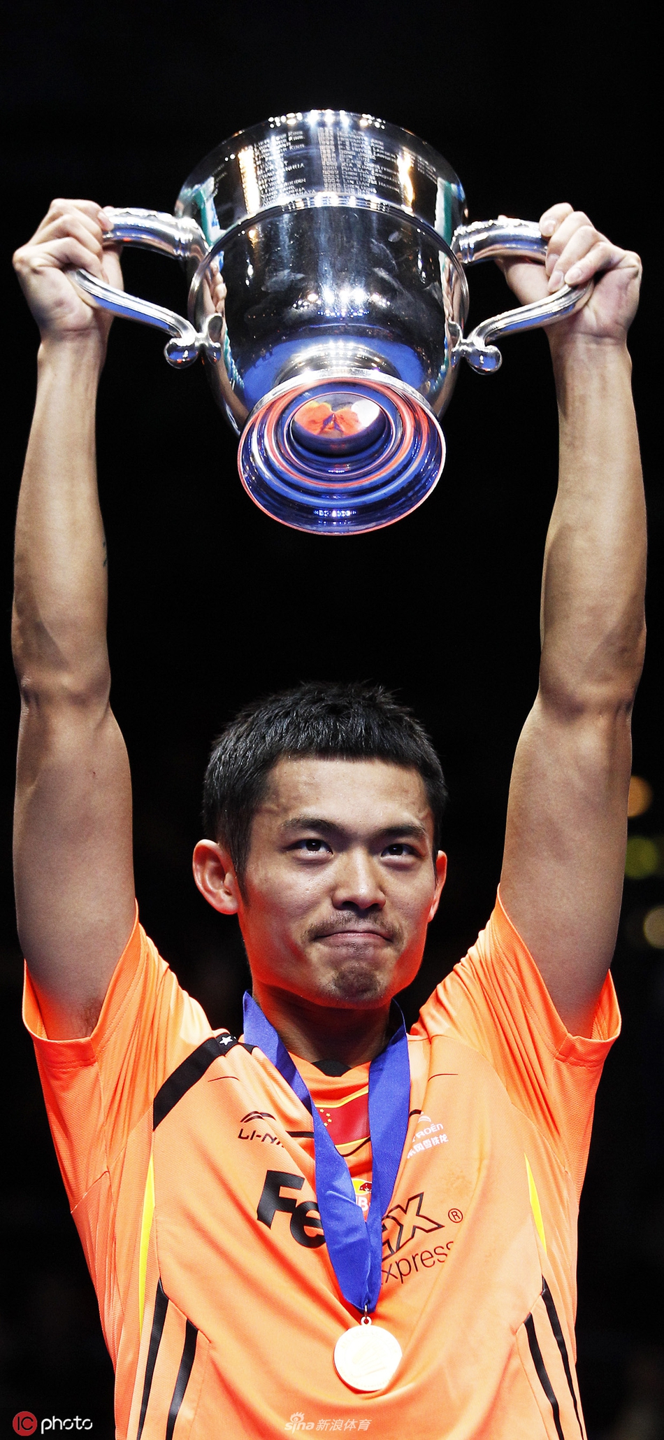 上场就疯海报之林丹