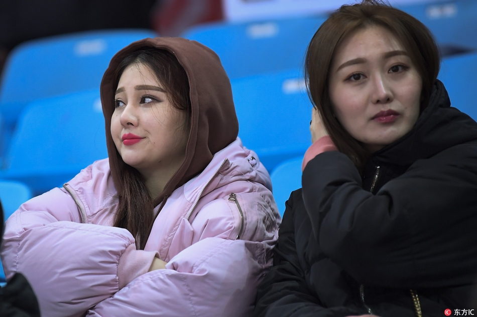 颜值逆天!cba赛场上的女球迷们