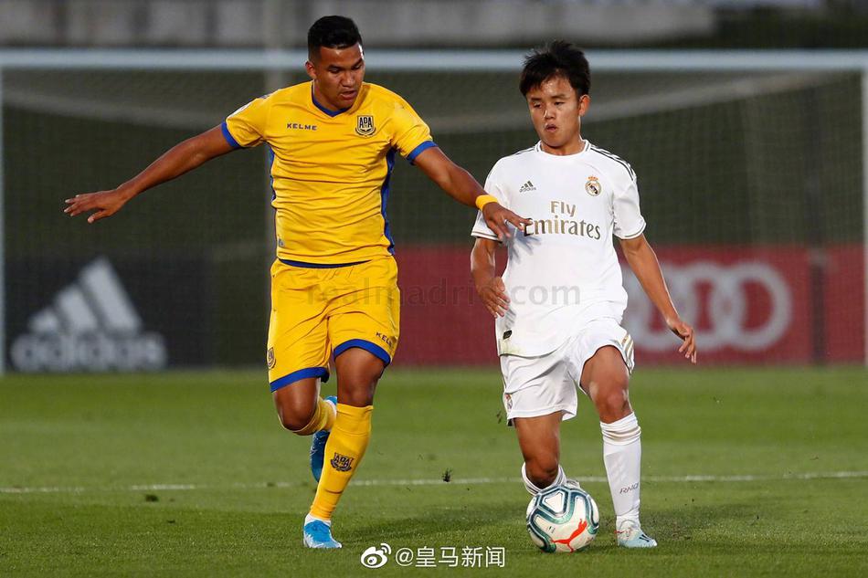 日本梅西+巴西天才完成皇马B队首秀