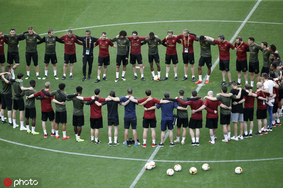 团结一致！阿森纳踩场备战决赛