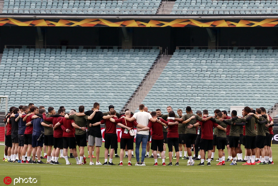 团结一致！阿森纳踩场备战决赛