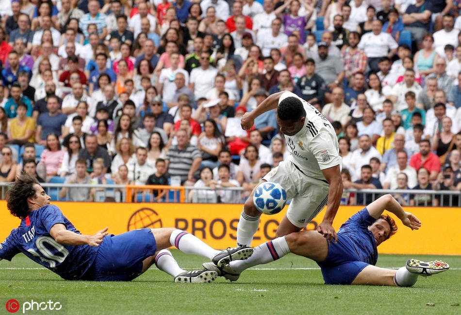 慈善赛皇马传奇5-4切尔西传奇