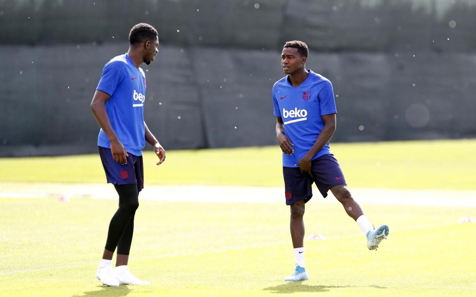 梅西回归巴萨合练 欧冠有望复出