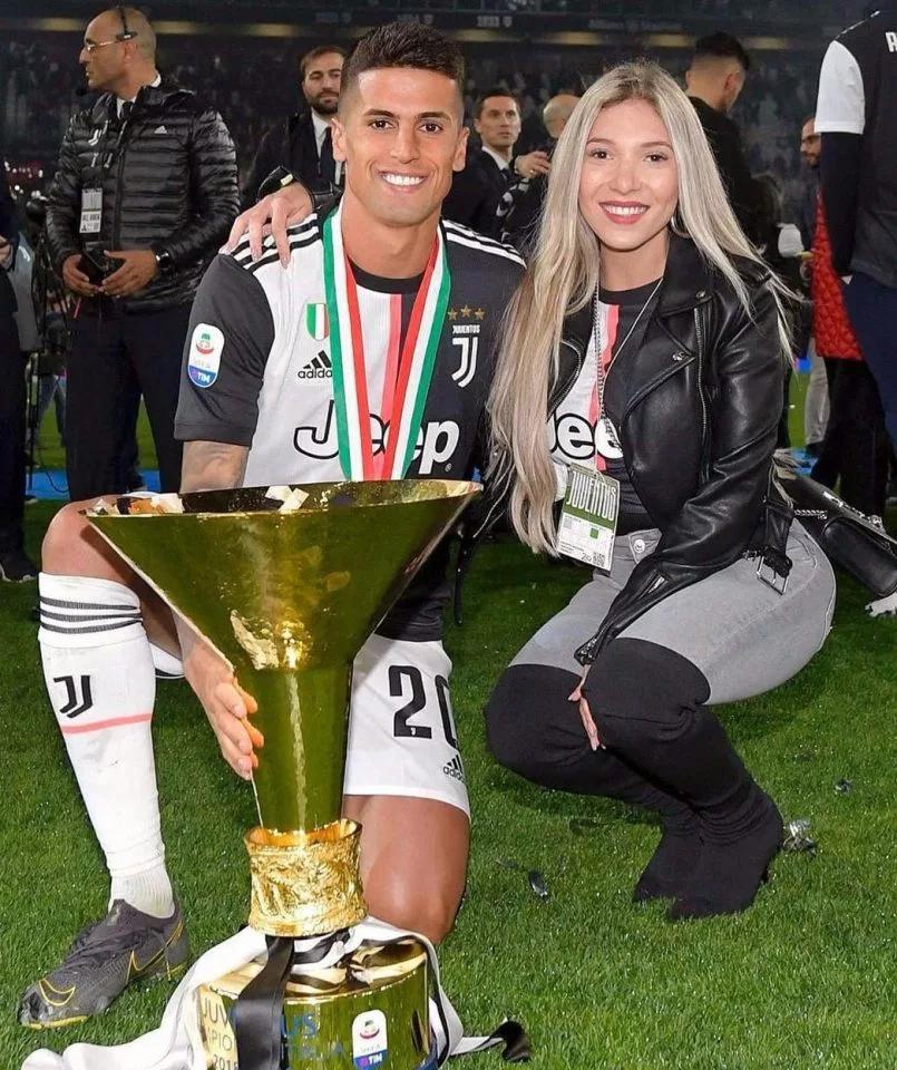 坎塞洛女友Daniela Machado