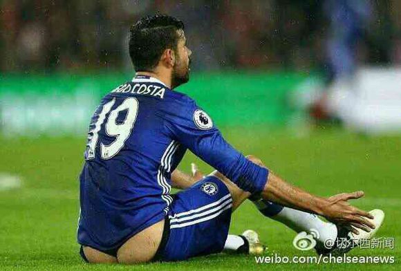 盛世美颜嘟嘴卖萌 你爱了吗