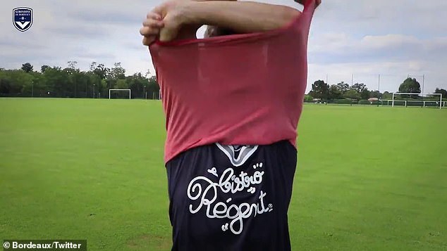 阿森纳队长刚走就扎了球迷的心