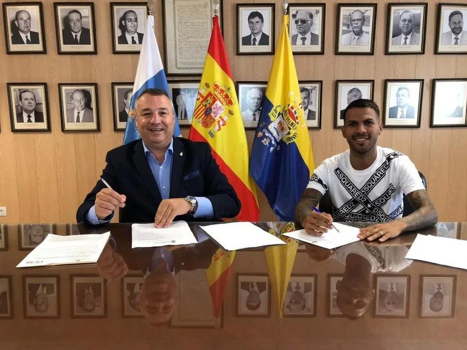 比埃拉 国安→拉斯帕尔马斯（租借半年）