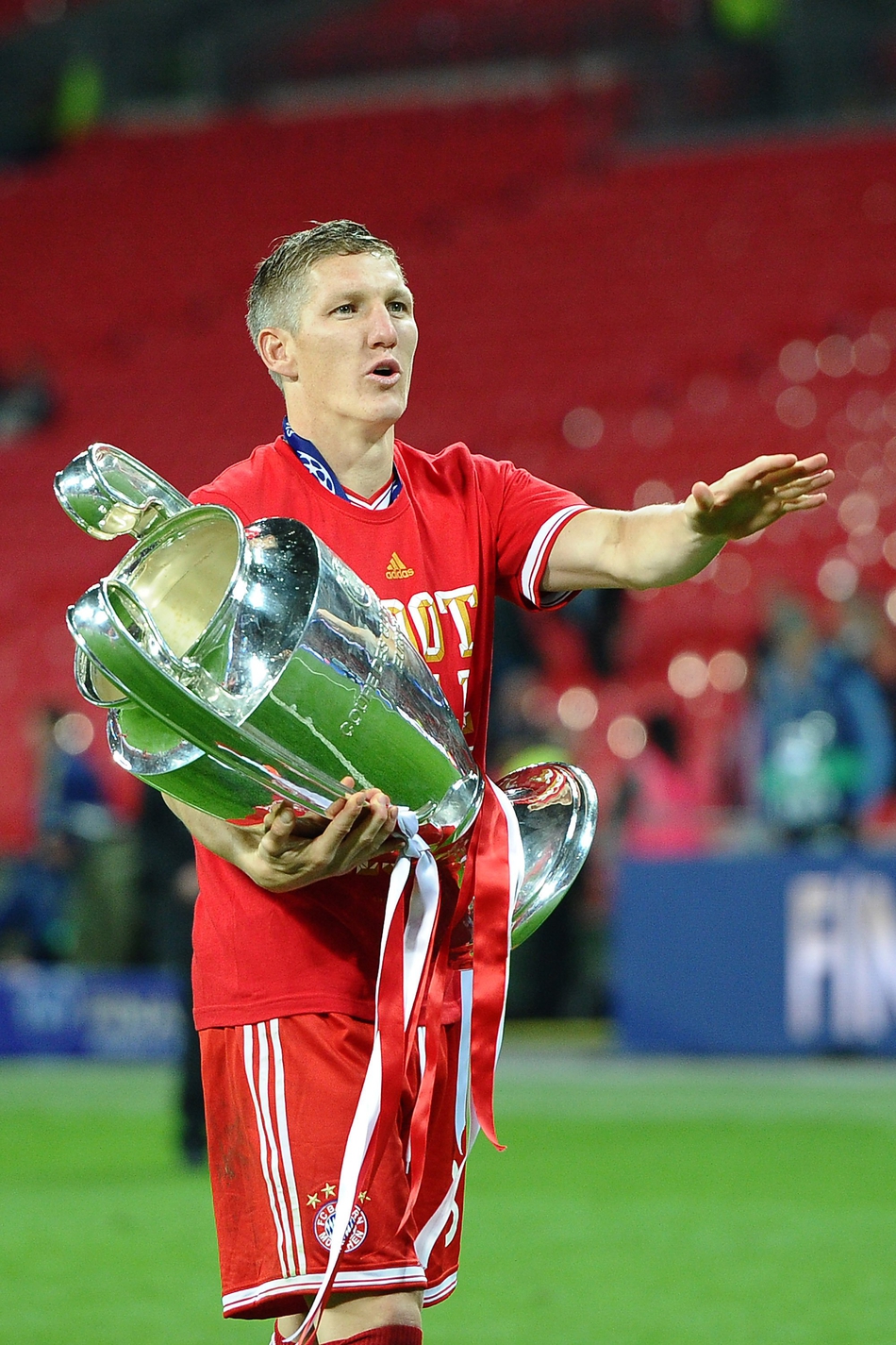 18年20冠!小猪宣布退役