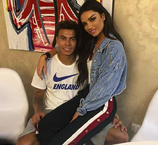 热刺大将输了欧冠赢了她