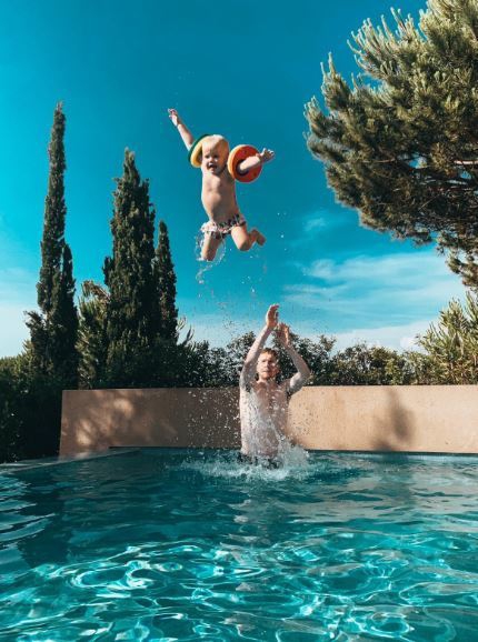 C罗博格巴二弟带你环游世界