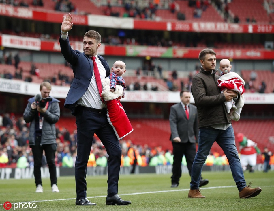 再见枪手！拉姆塞泪别阿森纳