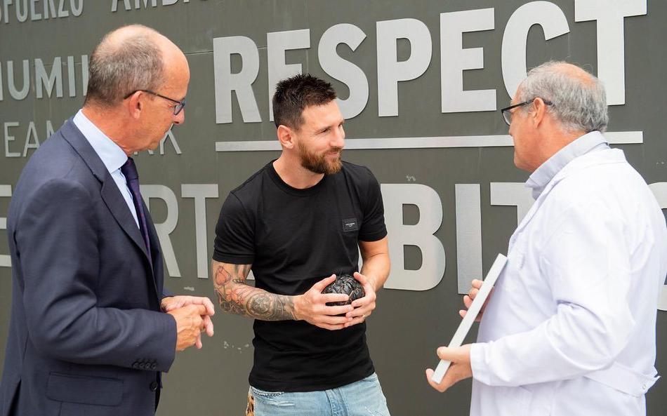 梅西获2019年足球教育大奖