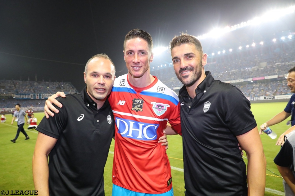 再见金童！托雷斯完成退役战 正式挂靴