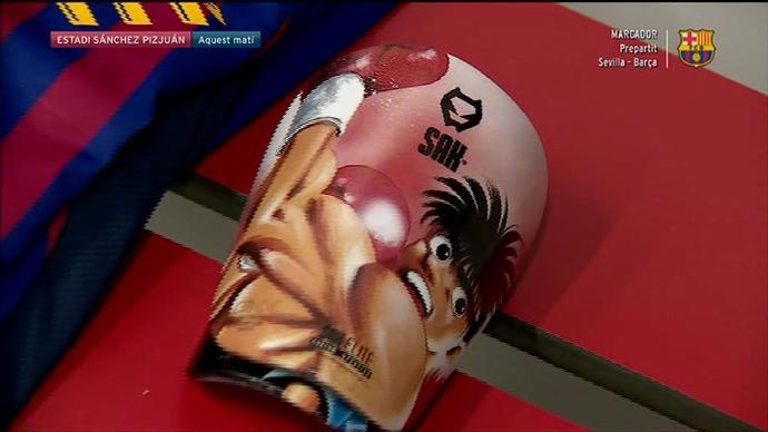 C罗内马尔的护腿板长这样