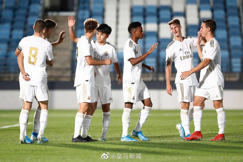 日本梅西+巴西天才完成皇马B队首秀