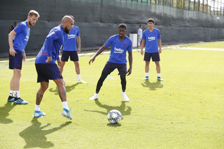 梅西回归巴萨合练 欧冠有望复出