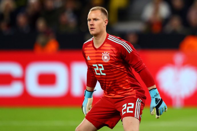 德国大将赛前默哀竟笑出声 想起啥了