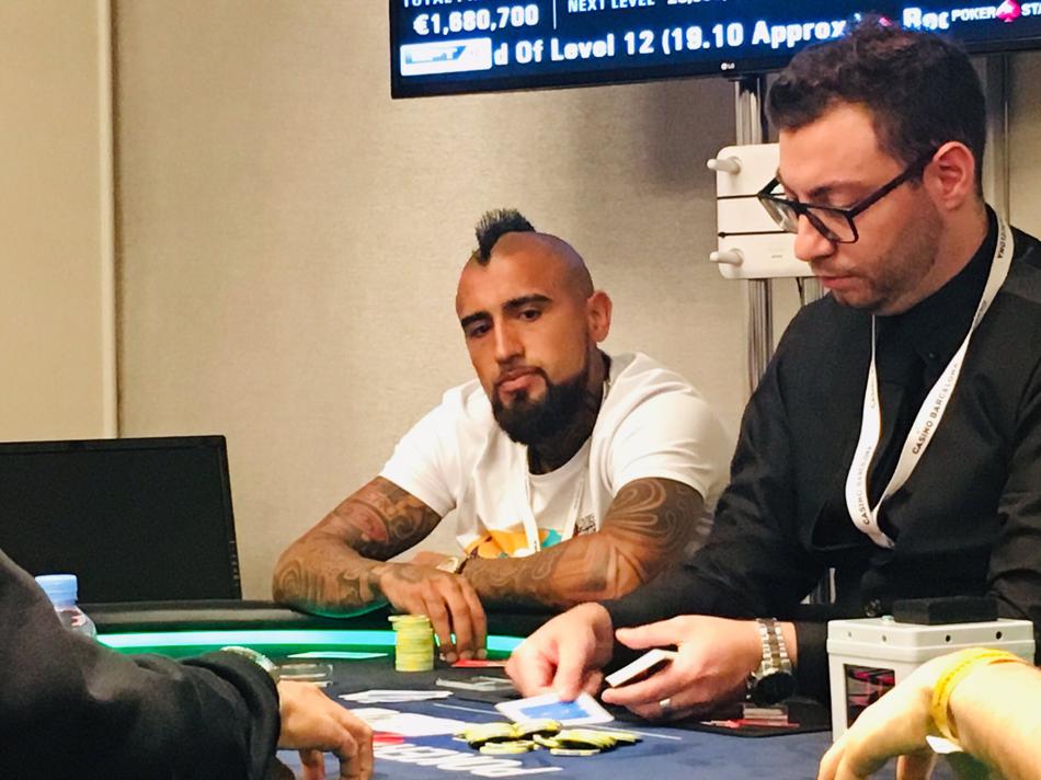 皮克比达尔参加扑克大赛赢了几十万