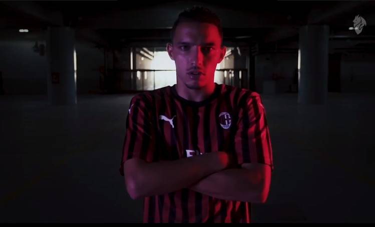 AC米兰  -8000万英镑