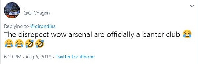 阿森纳队长刚走就扎了球迷的心