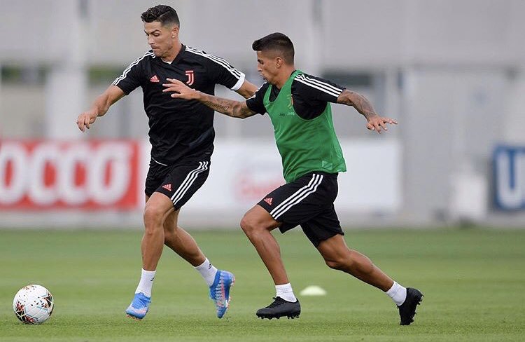 C罗回到训练场备战新赛季！