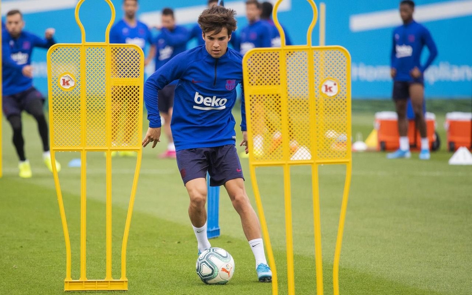 巴萨这两大天才加起来只有35岁