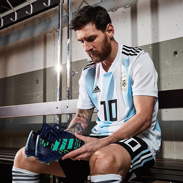 这些年广告中的梅西 哪张最帅