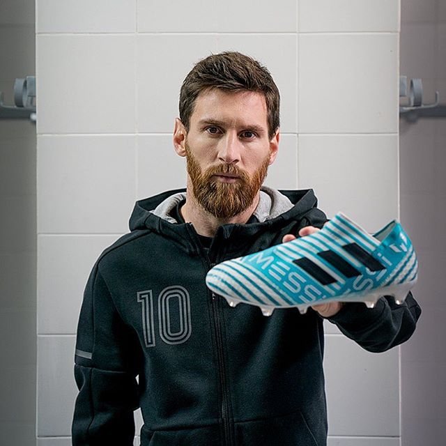 这些年广告中的梅西 哪张最帅