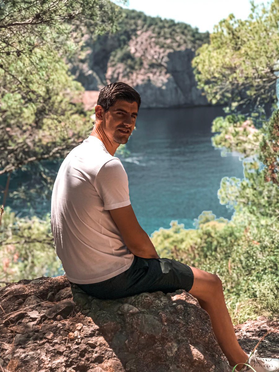 C罗博格巴二弟带你环游世界