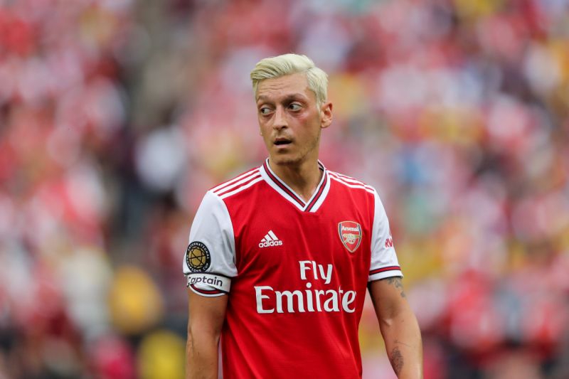 4.厄齐尔 年薪1400万镑