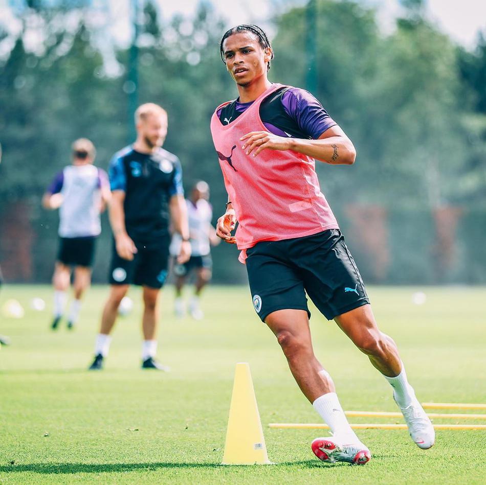 曼城来华航班取消 中国行延期