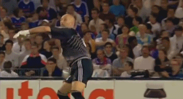 齐祖神球感！47岁依然风骚