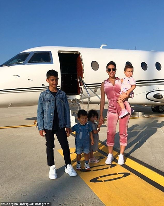 C罗亲口承认将和乔治娜结婚