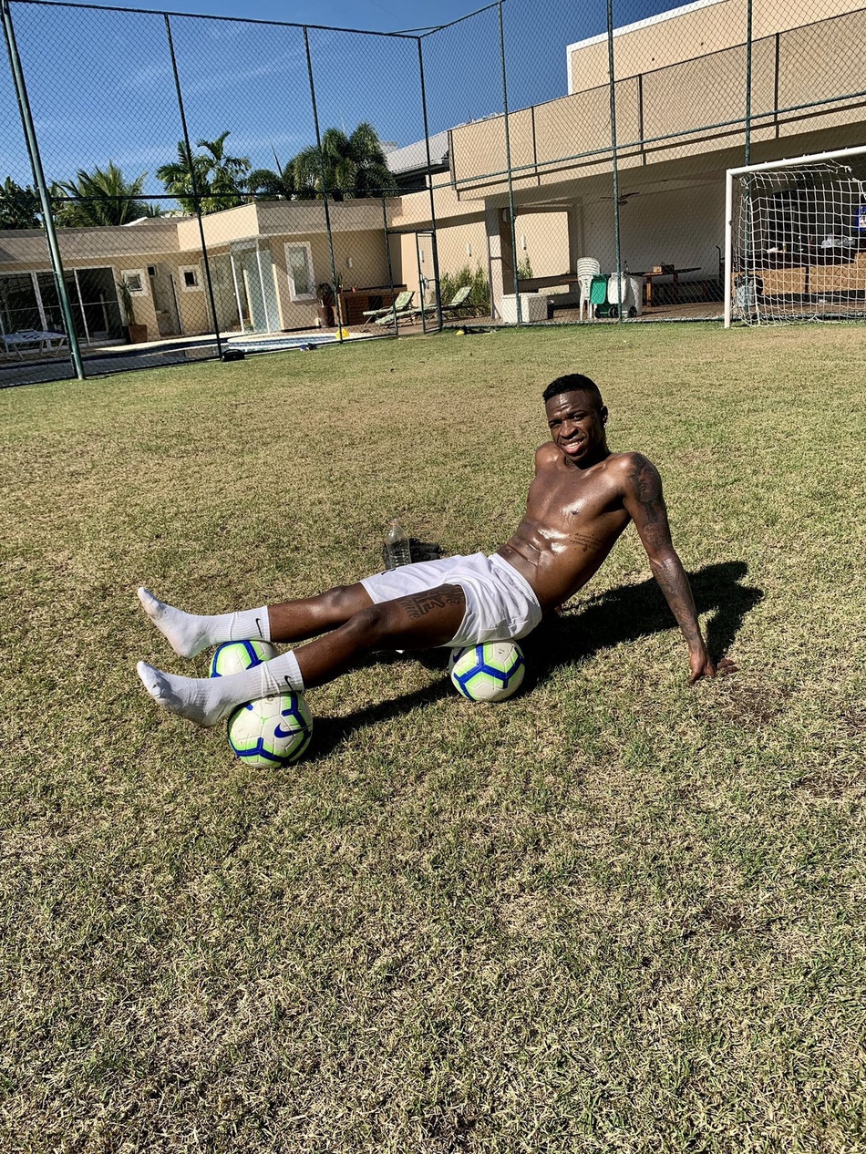 C罗博格巴二弟带你环游世界