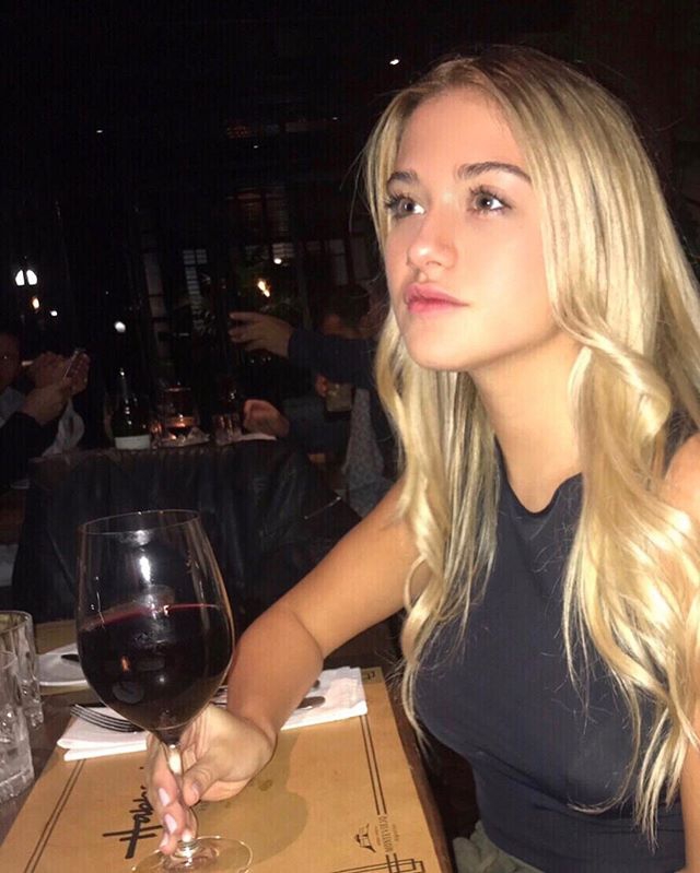 阿圭罗见女友家长 带了啥礼物？