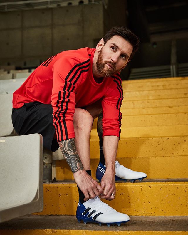 这些年广告中的梅西 哪张最帅