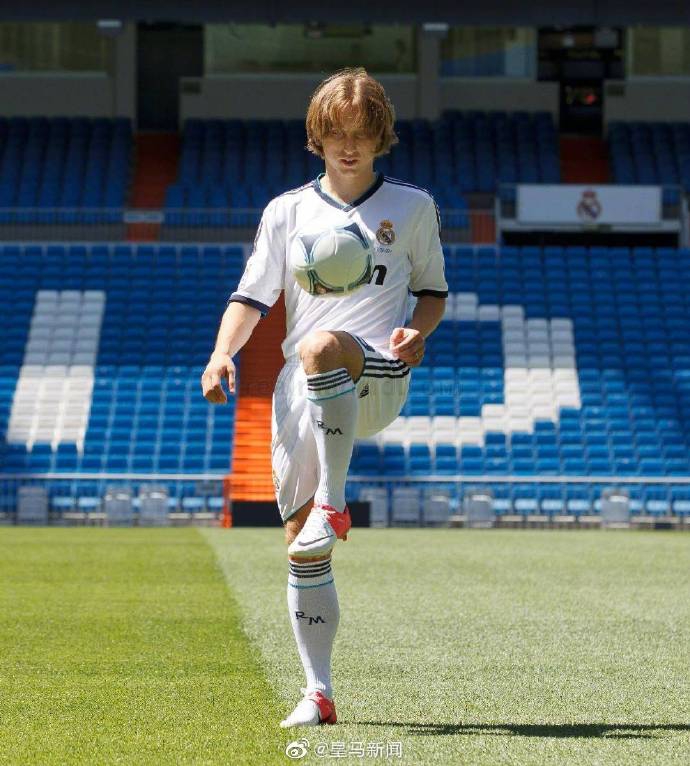 7年前的今天 莫德里奇加盟皇马