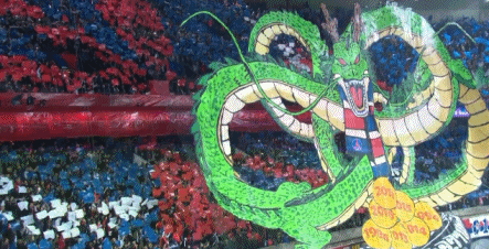 帅爆！巴黎看台惊现龙珠神龙