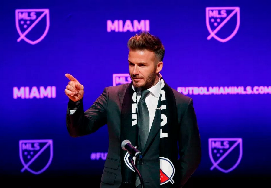 穆帅当教练 梅罗做队友 这队小贝能组成吗