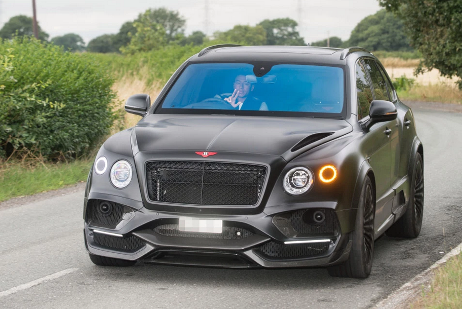 9、宾利BENTAYGA 16.2万起