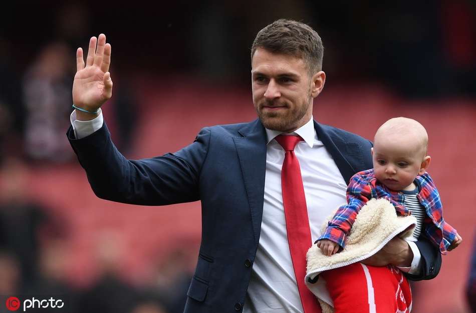 再见枪手！拉姆塞泪别阿森纳