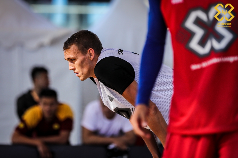 黄金联赛男篮4强女篮前2名出炉！