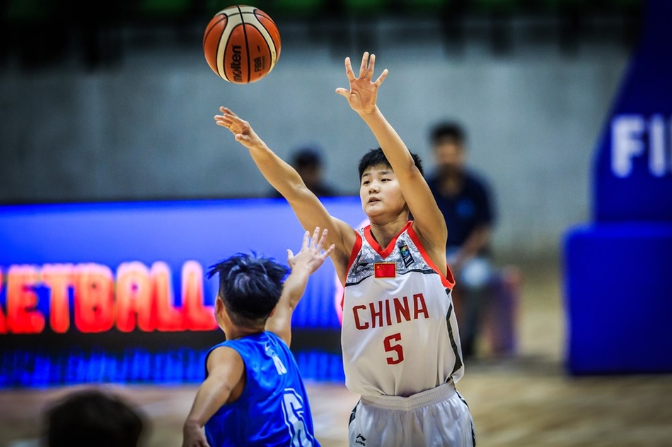 女篮亚青赛中国109分狂胜香港