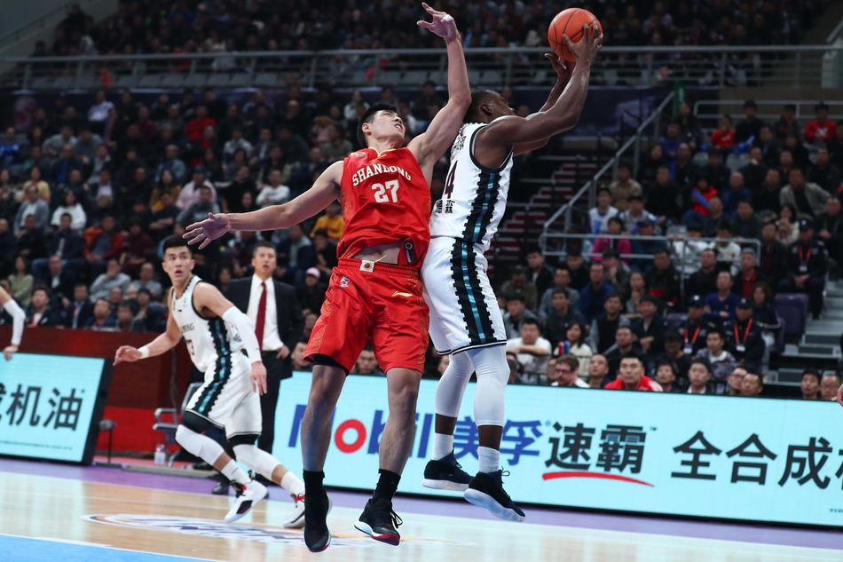 CBA第1轮:辽宁113-92山东