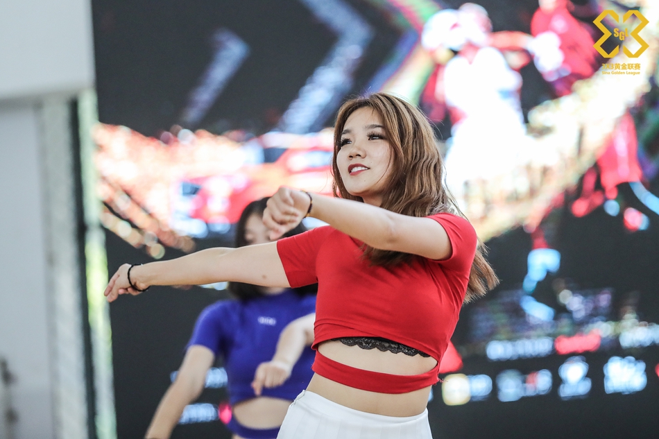 黄金联赛啦啦队性感热舞