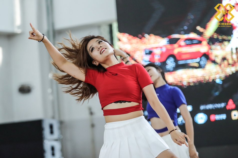 黄金联赛啦啦队性感热舞