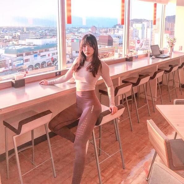 台湾健身女神苦练出的好身材