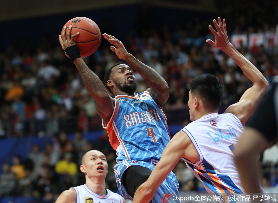 CBA第13轮：上海105-95新疆