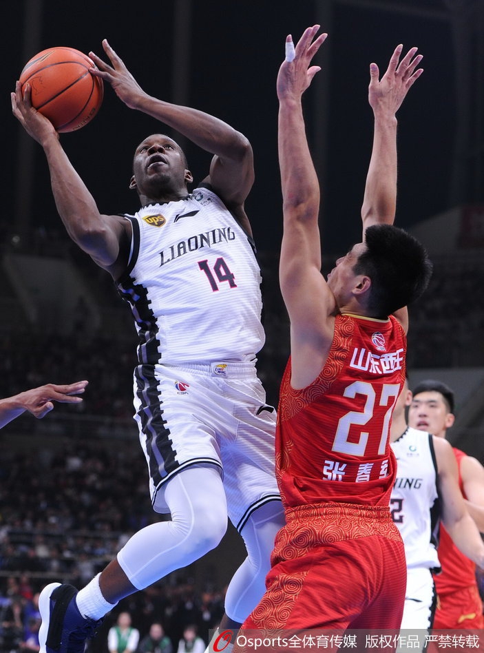 CBA第1轮:辽宁113-92山东