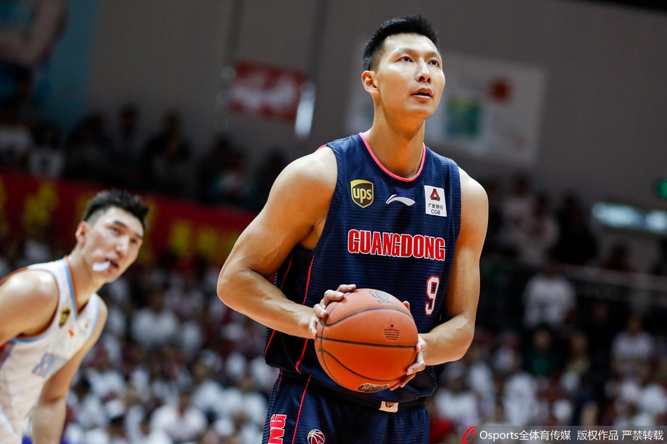 总决赛G4：新疆vs广东